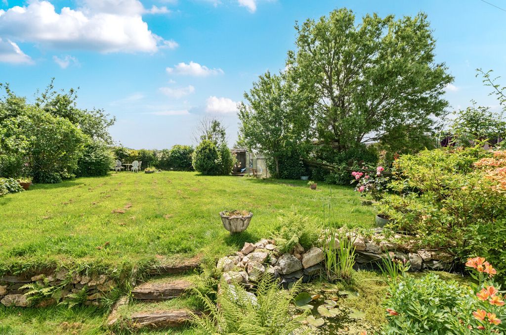 Property photo 2 of 19 1470502-5-6A19B9d...