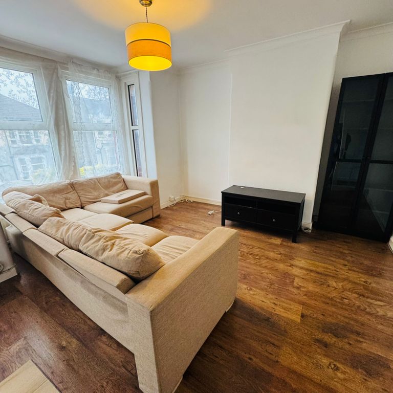 Property photo 2 of 12 Gallery