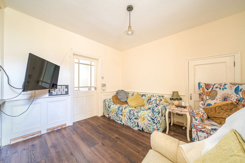 Property photo 1 of 15 1435271-10-69c289Daaca41