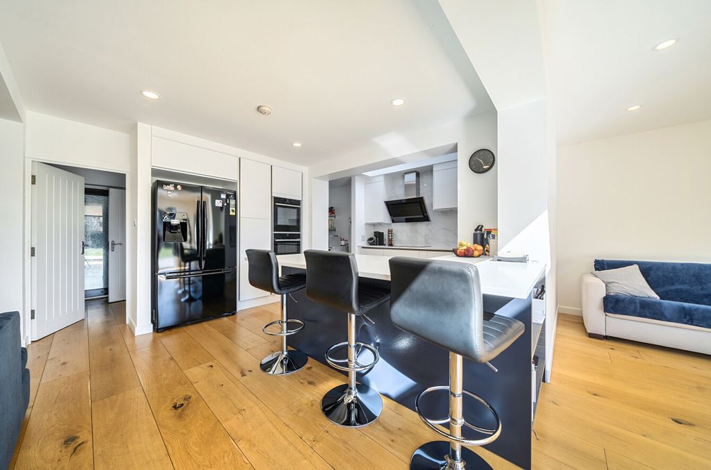 Property photo 3 of 21 1438160 (13).Jpg