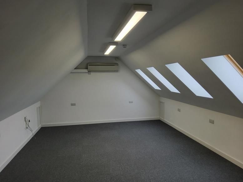 Property photo 2 of 26