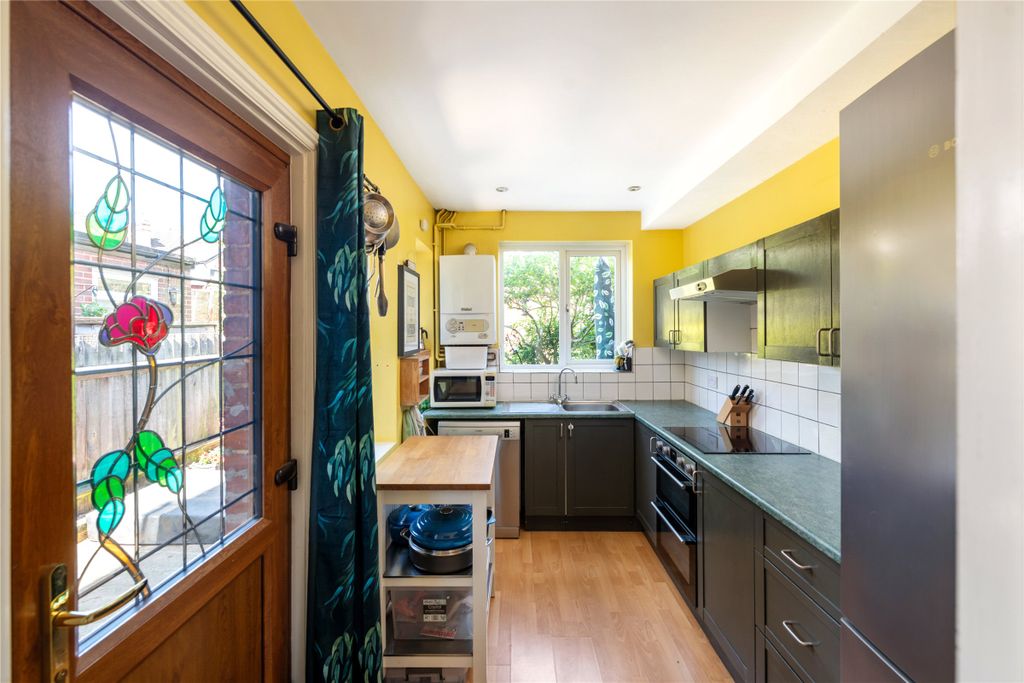 Property photo 3 of 15 Picture No. 05