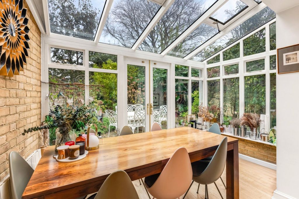 Property photo 3 of 14 Picture No. 13