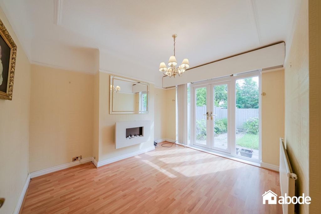 Property photo 2 of 21 Dsc03548-Hdr.Jpg