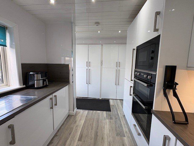 Property photo 3 of 16 Picture No. 22