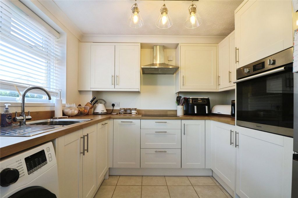 Property photo 2 of 14 Picture No. 25