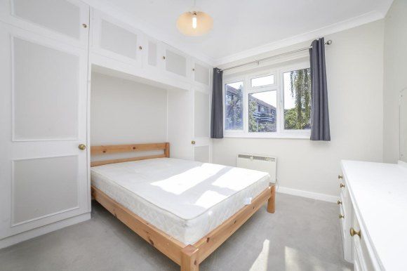 Property photo 2 of 11 Spacephoto-2.Jpg