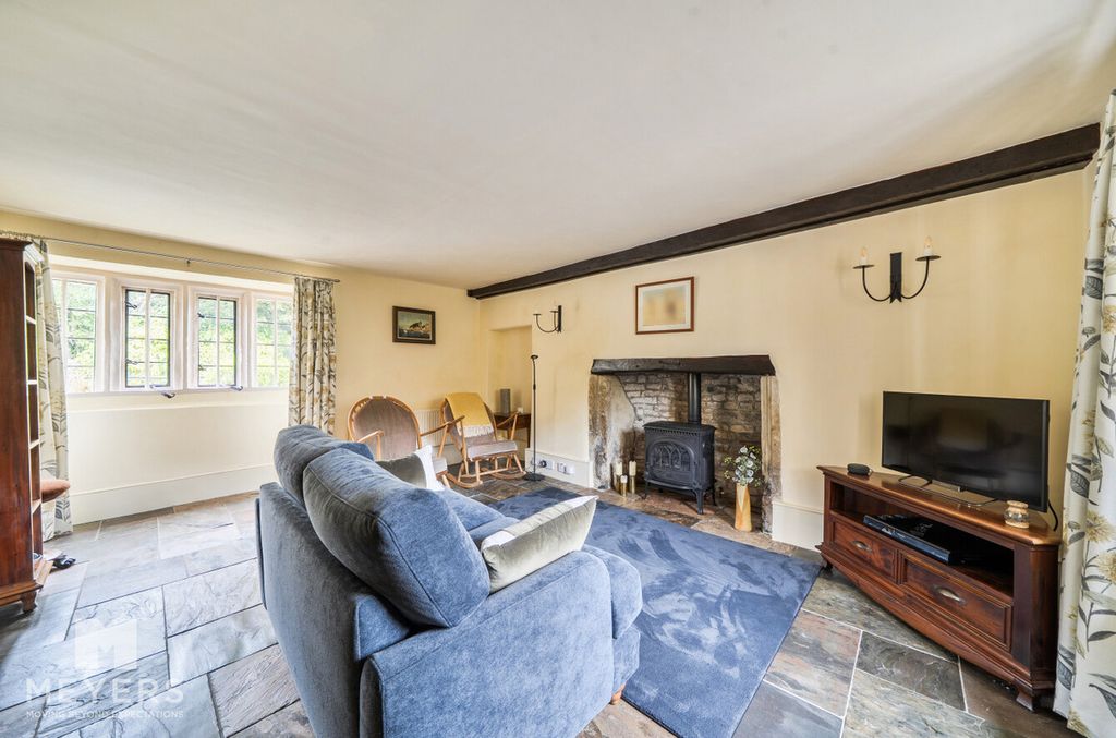 Property photo 3 of 22