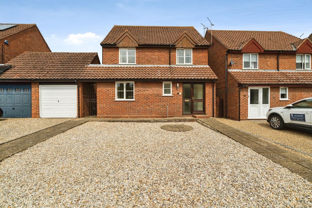 Property photo 1 of 16 Pbox-Img.Jpg