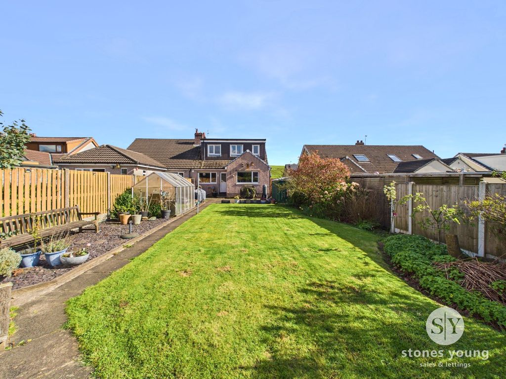 Property photo 2 of 26