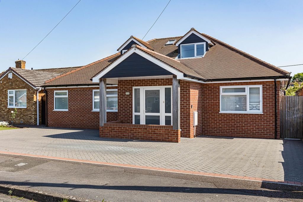 Property photo 1 of 37