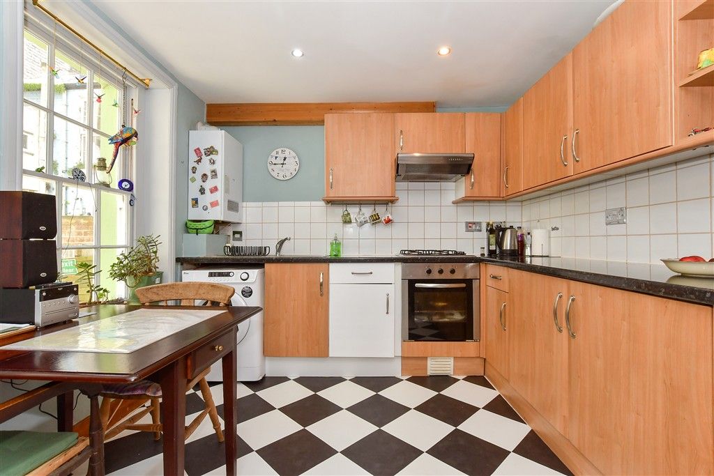 Property photo 3 of 13 Kitchen