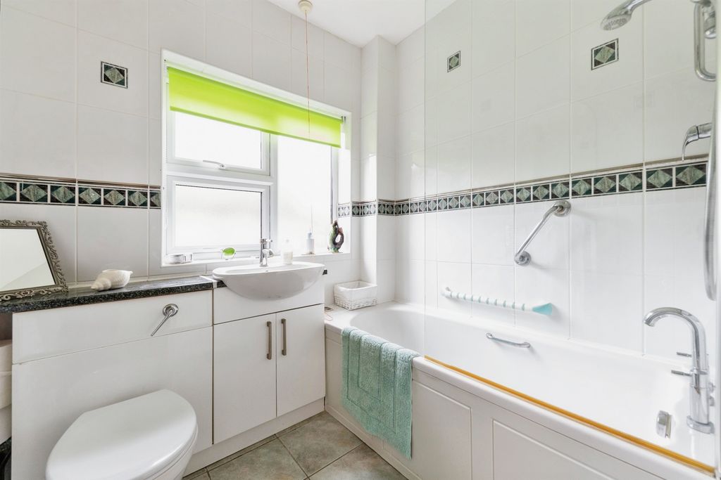 Additional image 16 of 2 bed flat for saleRiddell Gardens, Baldock SG7