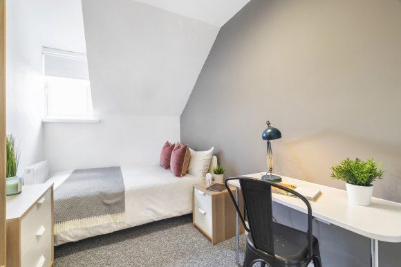 Property photo 3 of 6 8193986.Jpg