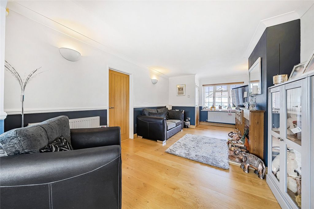 Property photo 2 of 25 Picture No. 18