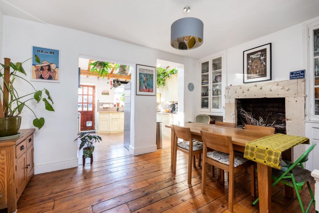 Property photo 3 of 14 30 Salisbury Road, Bath, BA1 6Qz-3.Jpg