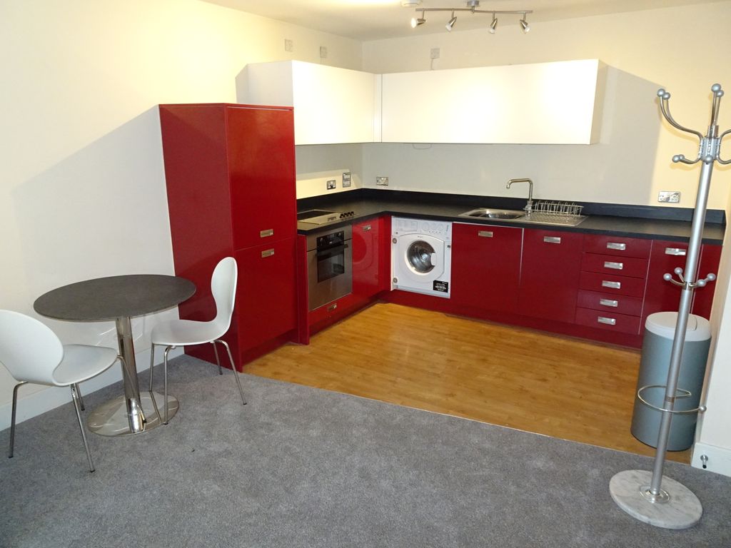 Property photo 2 of 12