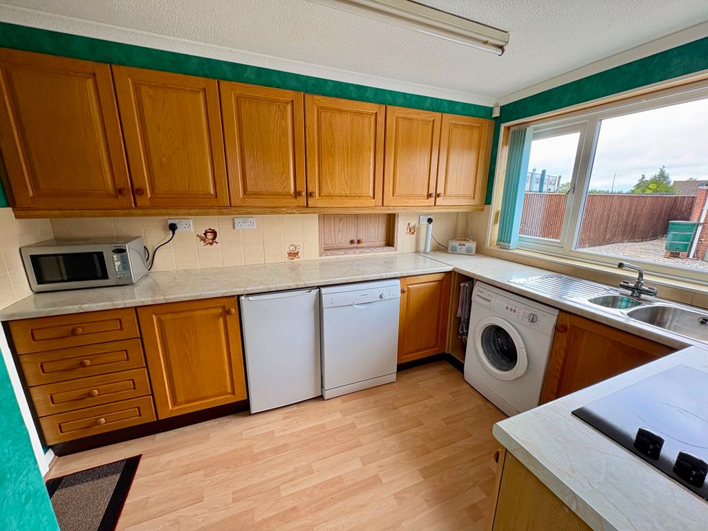 Property photo 2 of 22