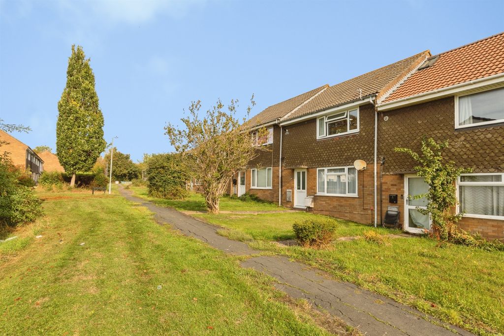 Property photo 1 of 26