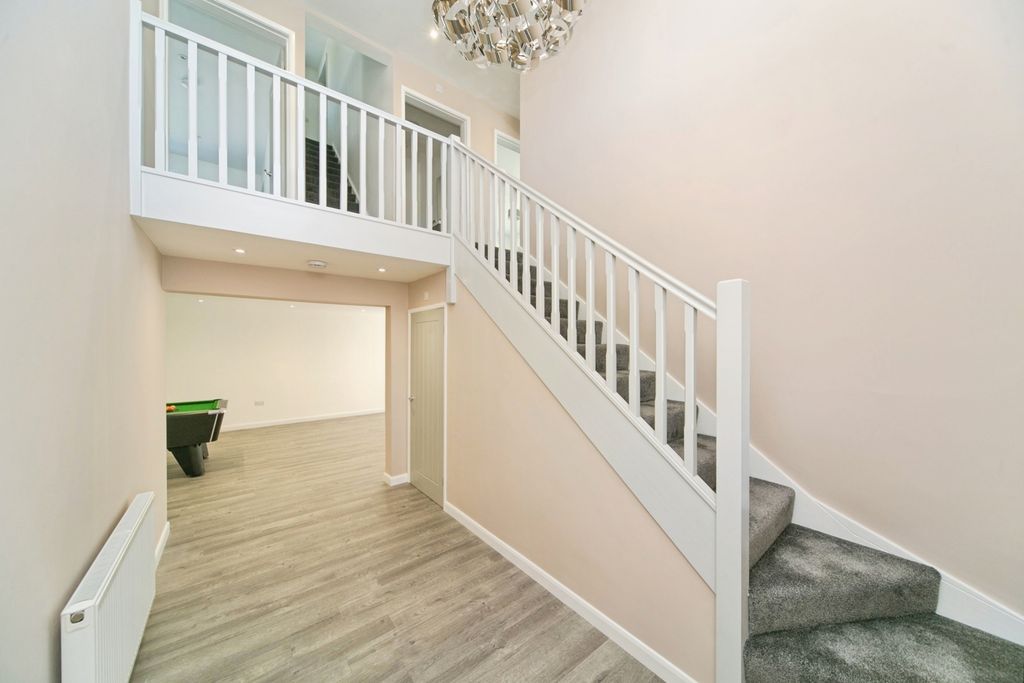 Property photo 2 of 20 Pbox-Img.Jpg
