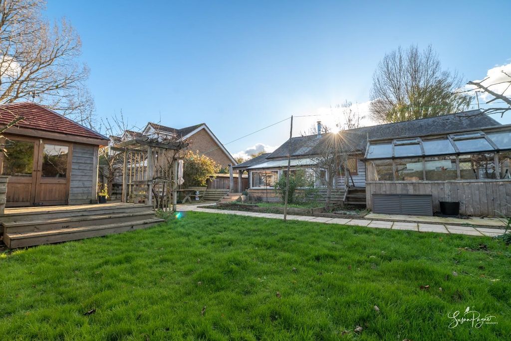 Property photo 2 of 39 Rear Garden