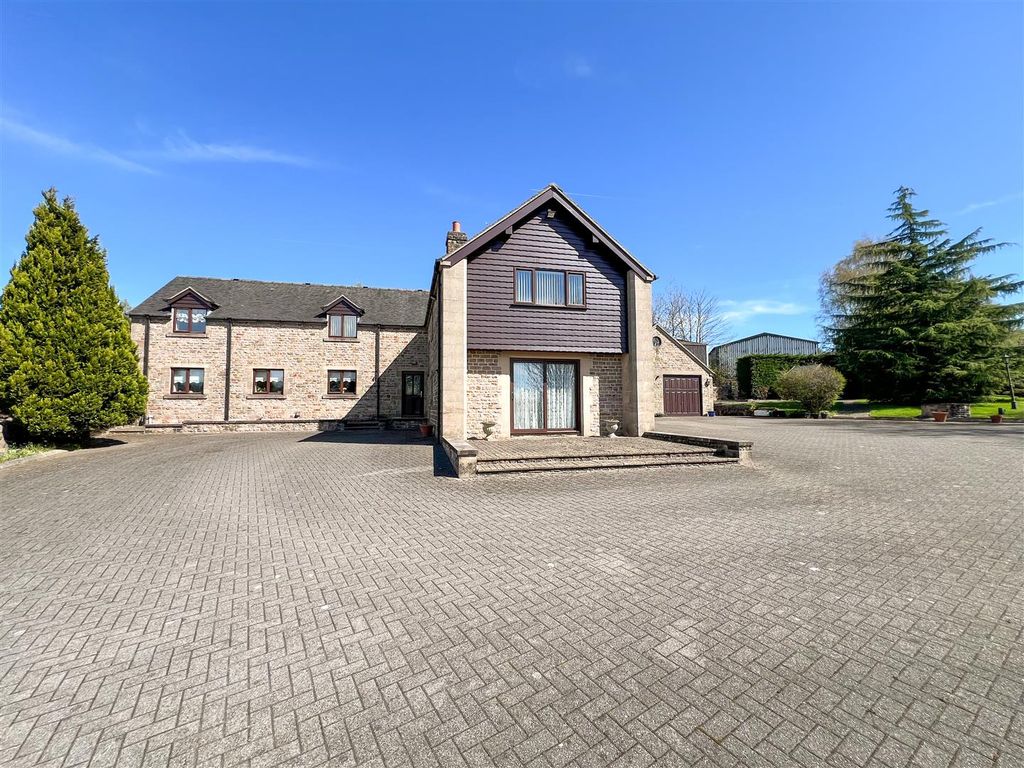 Property photo 2 of 37 Frontage