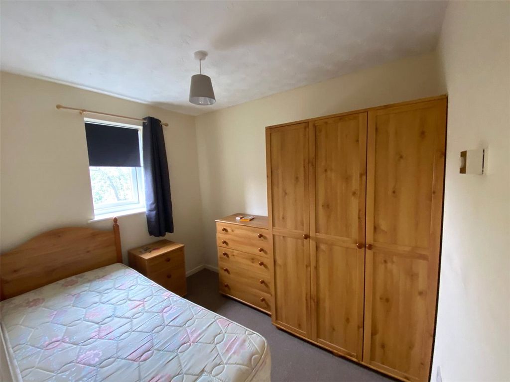 Property photo 3 of 4 Picture No. 04