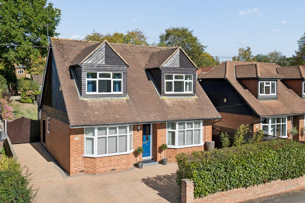 Property photo 1 of 20