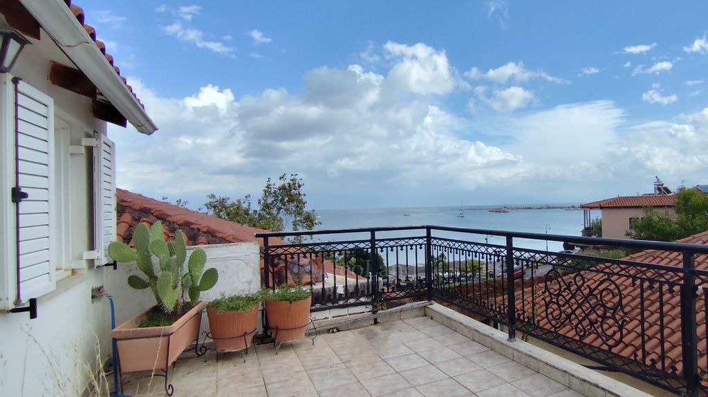 Property photo 1 of 25