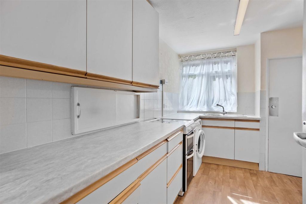 Property photo 3 of 14 1693083714 - 7.Jpg