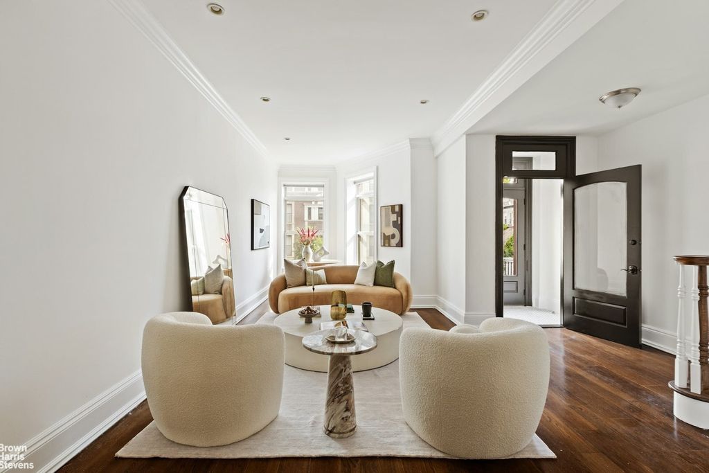 Property photo 2 of 16 <Alttext/>