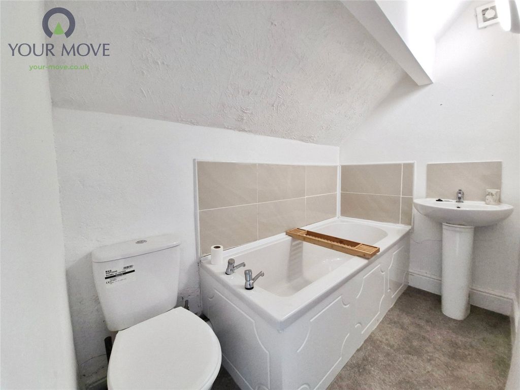 Property photo 3 of 10 Picture No. 05