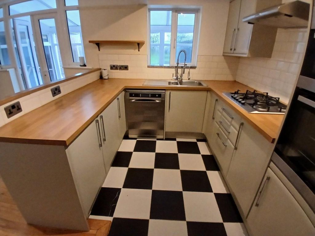 Property photo 3 of 23 3.Jpg