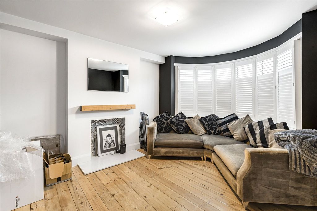 Property photo 3 of 20 Picture No. 07