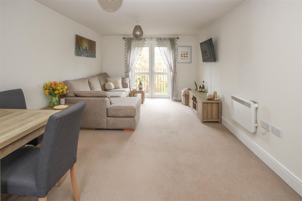 Property photo 2 of 9 Img_0996.Jpg