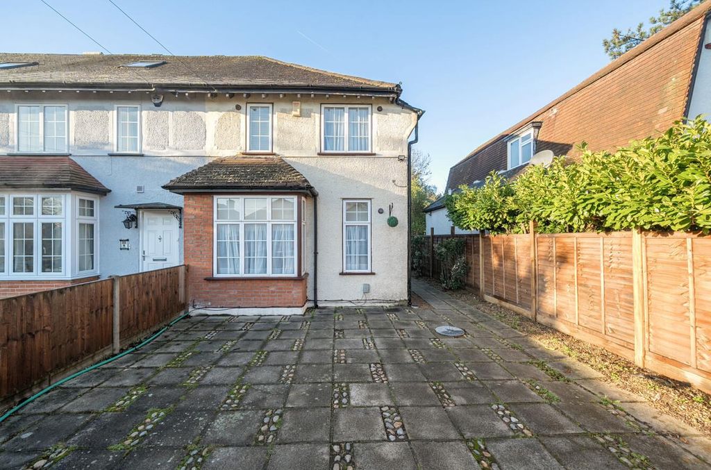 Property photo 1 of 13 Davidson Frost-Wellings, Dfw, Elm Park, Stanmore,