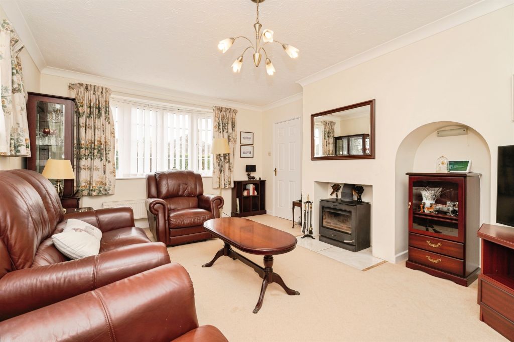 Property photo 3 of 19