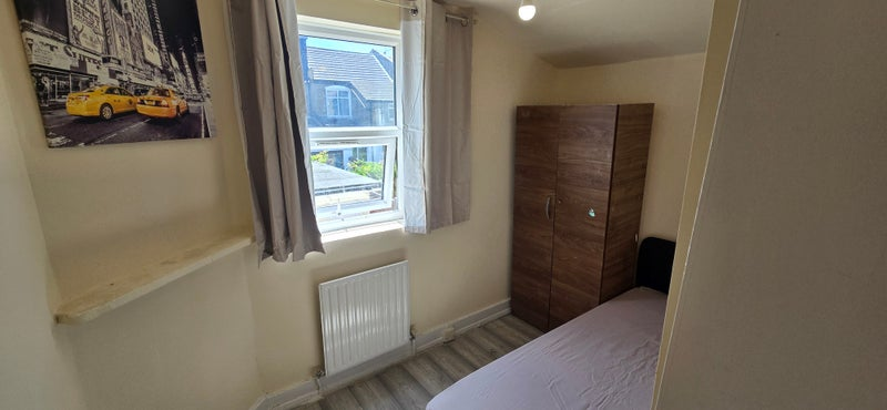 Property photo 1 of 4