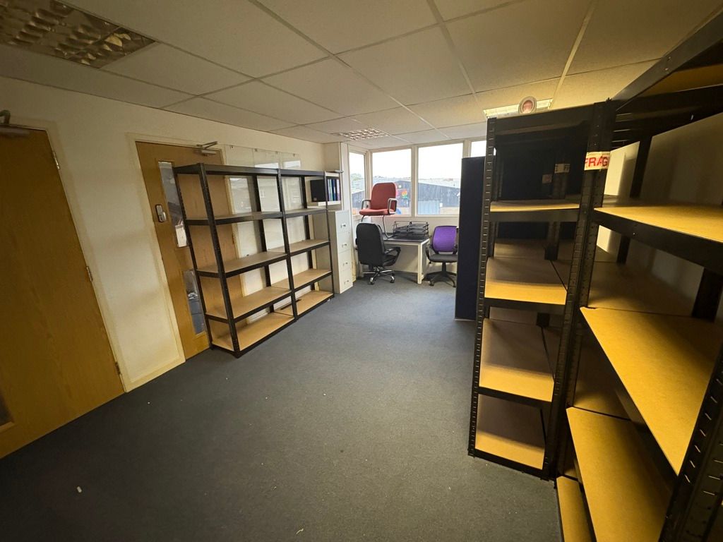 Property photo 3 of 13 Photo 21