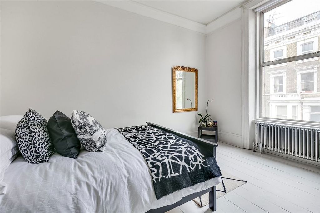 Property photo 1 of 5