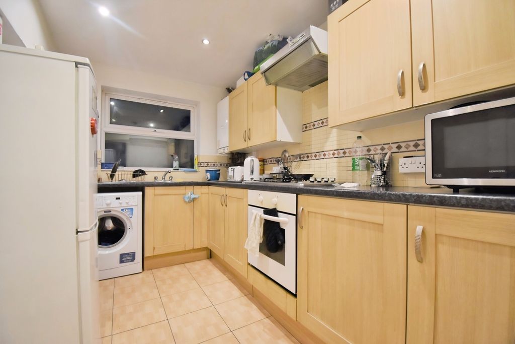 Property photo 3 of 4 A80Babe9-5