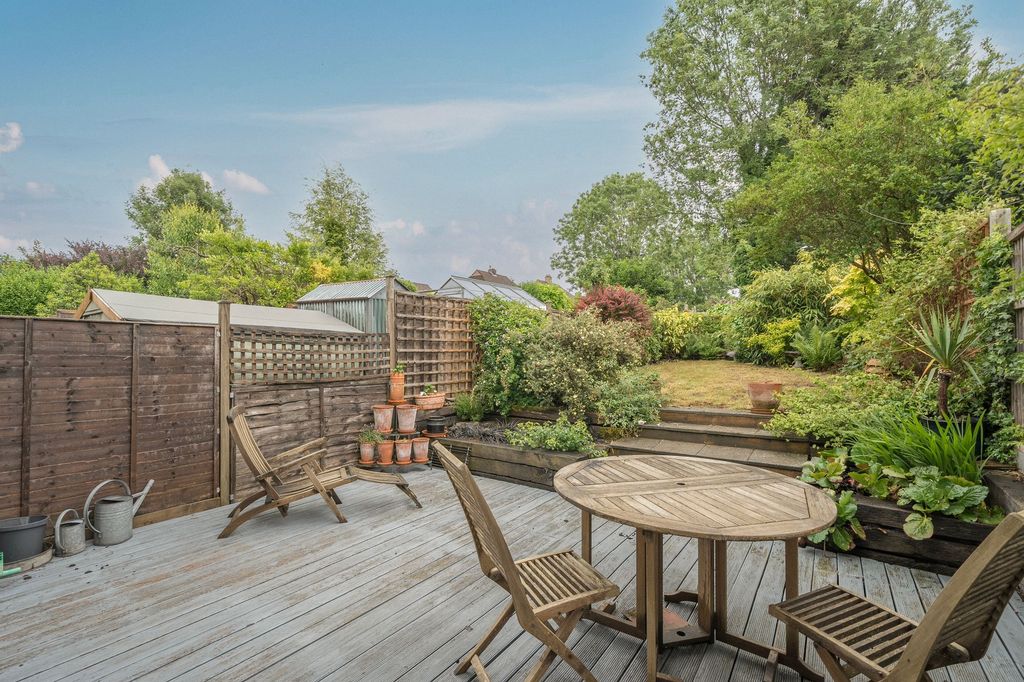 Property photo 3 of 21