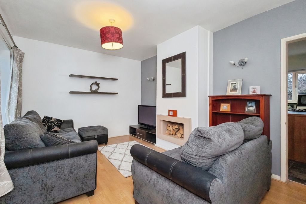 Property photo 3 of 14 Pbox-Img.Jpg