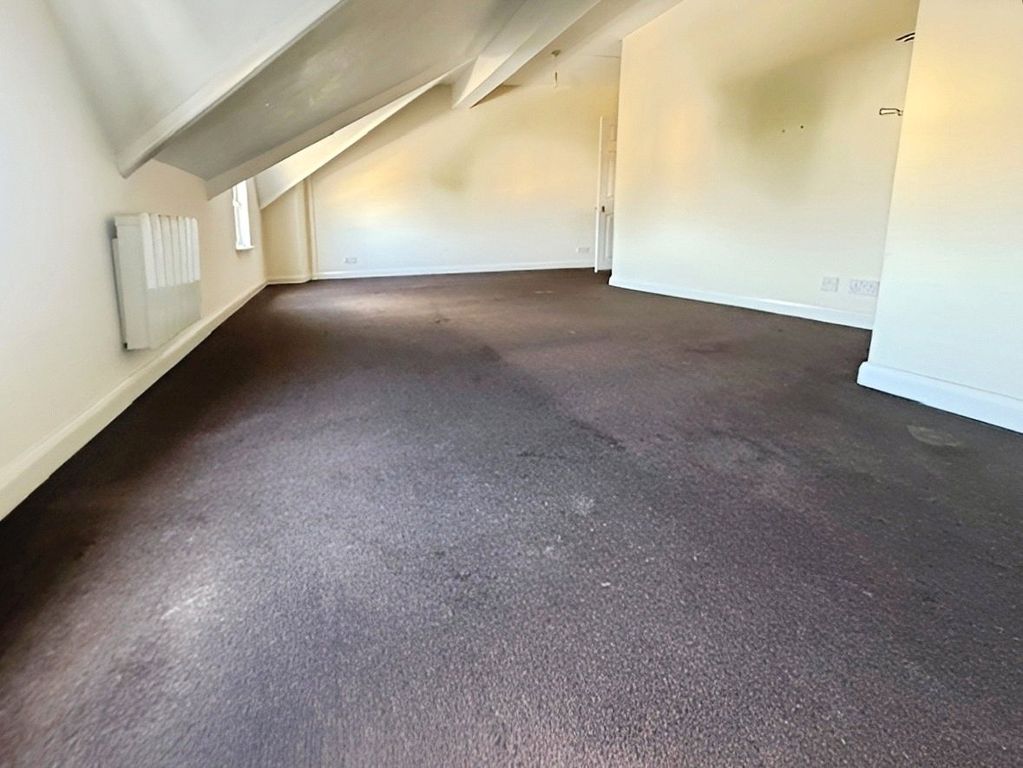 Property photo 3 of 6 Picture No. 14