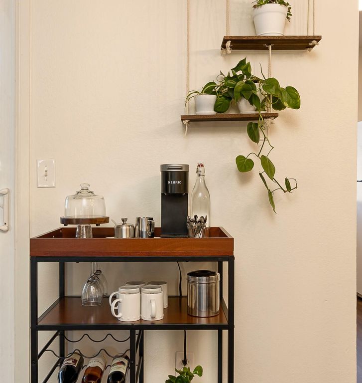 Property photo 3 of 9 <Alttext/>