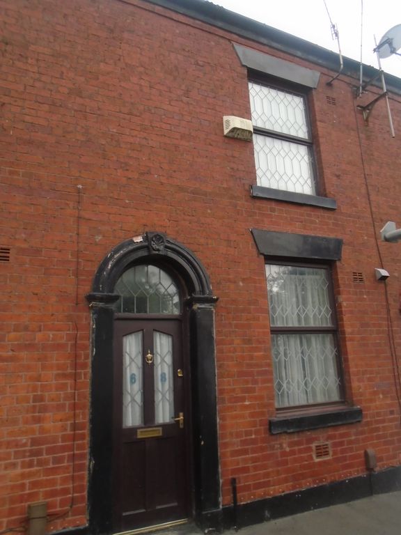 Property photo 1 of 11