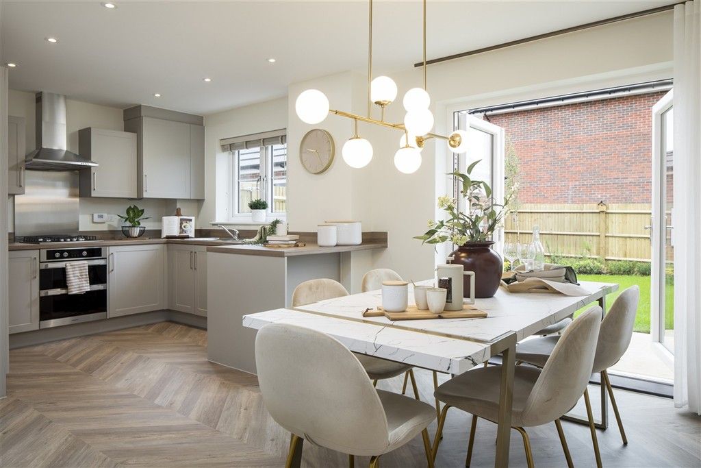 Property photo 3 of 10 Kitchen/Diner