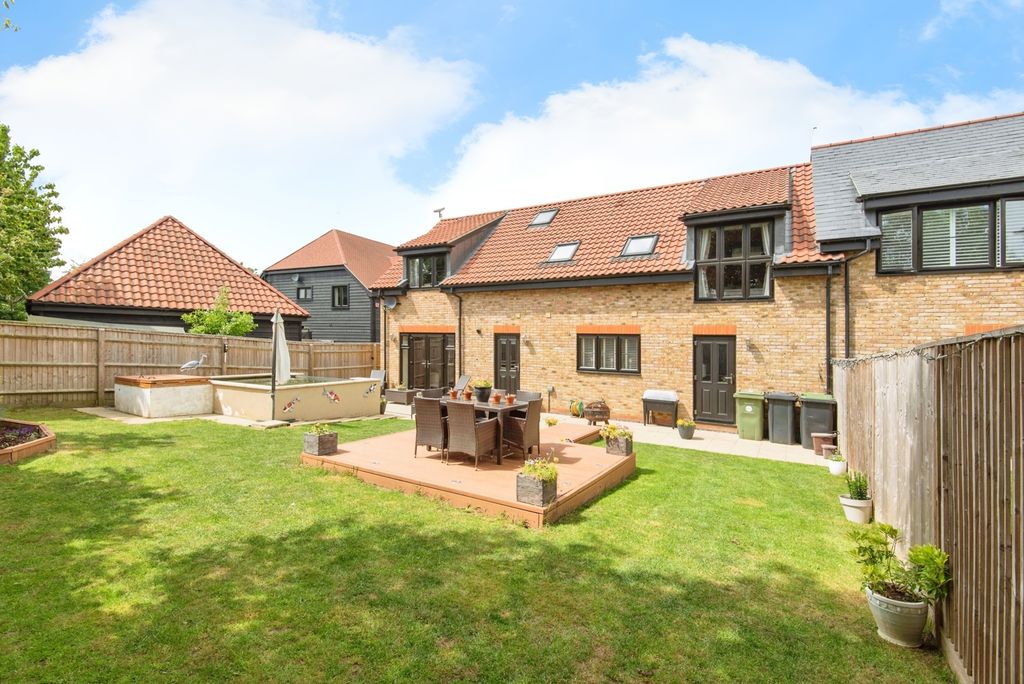 Property photo 1 of 17 Rear Aspect