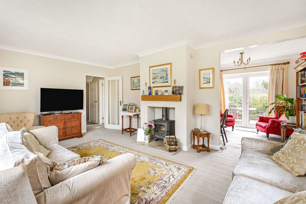 Property photo 3 of 18 33_77108