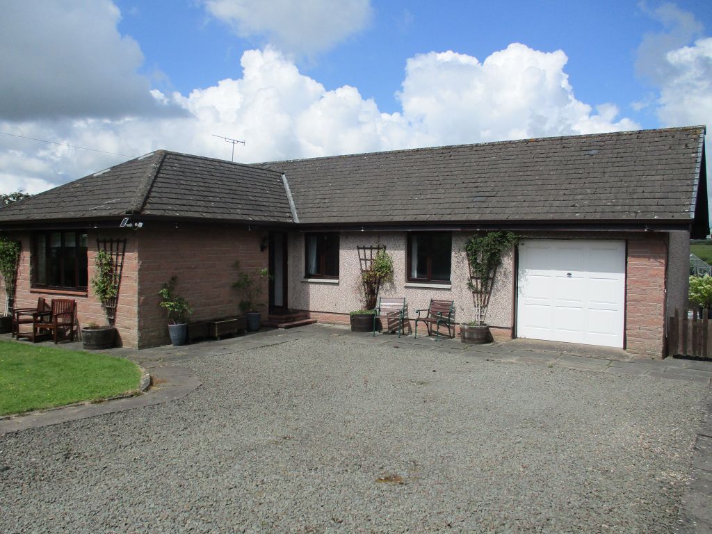 Property photo 1 of 37